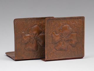 Arts & Crafts Hammered Copper Four-Leaf Clover Bookends c1910s