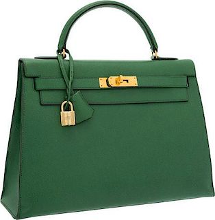 Hermes 32cm Vert Bengale Courchevel Leather Sellier Kelly Bag with Gold Hardware Good to Very Good Condition 12.5" Width x 9" Height x 4" Depth