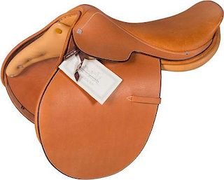 Hermes Natural Peau Porc Leather Steinkraus Dressage Saddle Very Good to Excellent Condition 16" Width x 19" Height x 15" Depth
