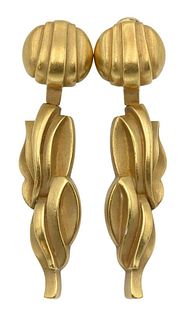 Kieselstein Cord Pair of 18 Karat Gold Ear Clips, having long dangling drops, height 2 1/4 inches, 34.4 grams.