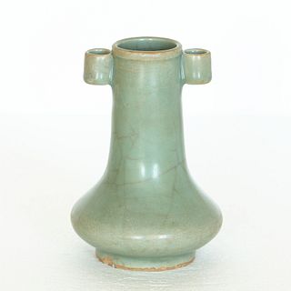 Chinese LongQuan Blue-Green Glazed Vase