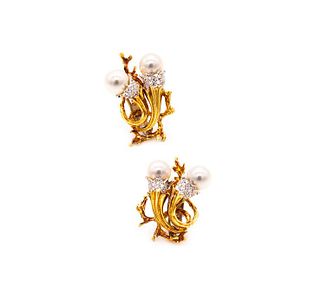 Torchiere 18 kt gold and platinum Earrings with diamonds & Pearls