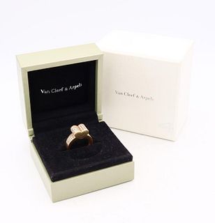 Van Cleef & Arpels Paris 1.56 Cts Diamonds & 18k Gold Ring