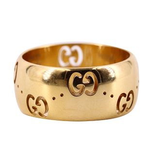 Gucci Italy 18k yellow gold band Ring