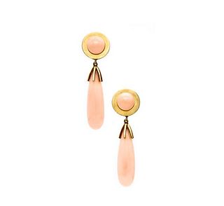 Cellino earrings in 18 kt gold with angel's skin corals