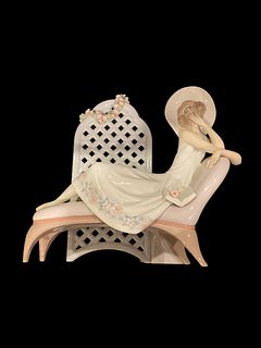 Lladro - Figurine # 7634 - "Garden Of Dreams" Signed