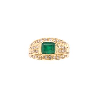 14 Karat Yellow Gold And Emerald Ring