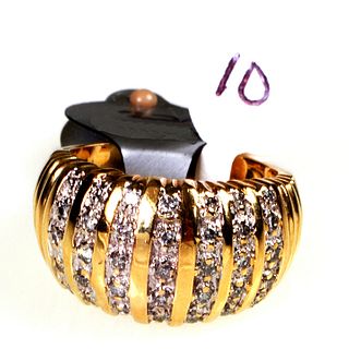 Ladies 14kt Gold Band