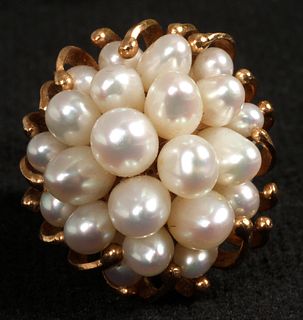 Ladies 14 kt Yellow Gold and Pearl Cluster  Ring