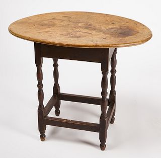Small Oval Table Tavern Table