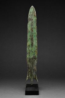 AN ANCIENT WESTERN ASIATIC/AEGEAN LONG SPEAR WITH CRESCENTIC GRIP
