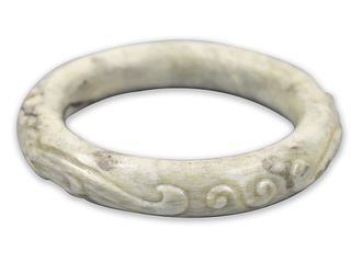 Chinese Jade Carved Dragon Bangle, Ming Dynasty
