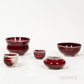 Five Gerry Williams (1926-2014) Studio Pottery Red-glaze Bowls