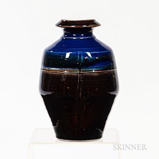 Gerry Williams (1926-2014) Studio Pottery Vase