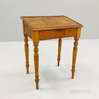 Country Maple Lift-top Desk