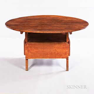 Country Red-stained Pine Hutch Table