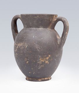 Etruscan jug of the IV-III centuries BC. 
Black buccaneer pottery. 
Measures: 15 x 14 x 20 cm.
