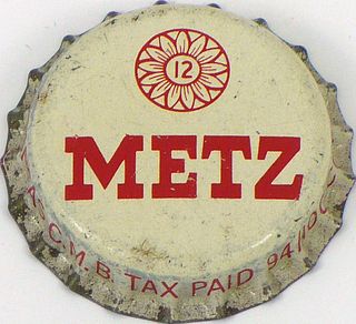 1957 Metz Beer ~KS 12oz tax Cork Backed crown Omaha, Nebraska