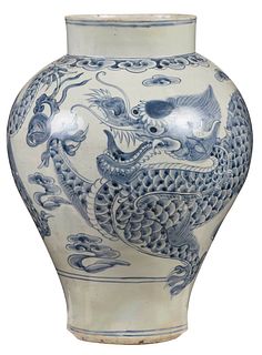 Korean Underglaze Blue Porcelain 'Dragon' Vase