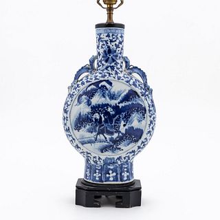 CHINESE BLUE & WHITE MOON FLASK TABLE LAMP