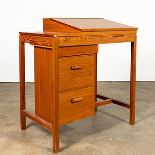 THOMAS MOSER STYLE PINE ARCHITECT'S DRAFTING TABLE
