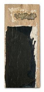 Kalinowski, Horst Egon Wabentod. 1957. Collage auf grobkörnigem Sandpapier. 39 x 16,5 cm. Signiert und datiert. Auf festem weißen Karton voll aufgezog