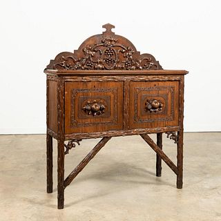 20TH C. CARVED WOODEN BLACK FOREST-STYLE SERVER