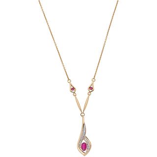CHOKER WITH RUBIES AND DIAMONDS IN 14K YELLOW GOLD Oval and round cut rubies ~0.50 ct, 8x8 cut diamonds ~0.10 ct | GARGANTILLA CON RUBÍES Y DIAMANTES 