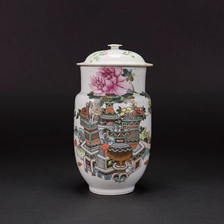 A FAMILLE ROSE 'ANTIQUE AND PRECIOUS OBJECTS' JAR, ZHUANGGUAN 