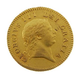 George III, Half-Guinea 1804. Very fine, localised scratches to neck. <br><br>Very fine, localised s