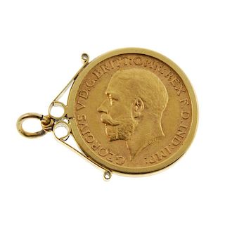 George V, Sovereign 1911, in ring mount. Good fine. <br><br>Good fine. Gross weight 9.6 grams.