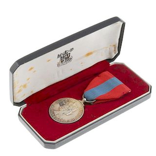 Imperial Service Medal, Elizabeth II, named to ' Albert Roberts', together with George VI Coronation