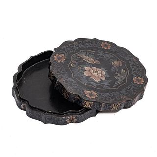 Chinese incised carved and lacquer box