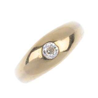 An Edwardian 18ct gold diamond single-stone ring. The old-cut diamond, inset to the tapered band. Es