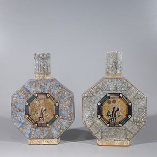 Two Chinese Jiaqing Porcelain Vases
