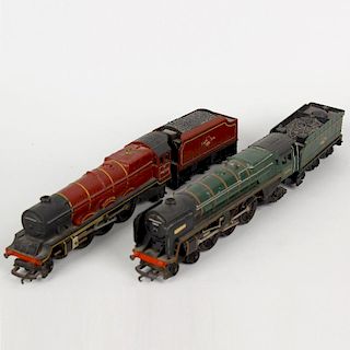 A box containing four Hornby 00 gauge plastic bodied, electric, model railway trains, to include The