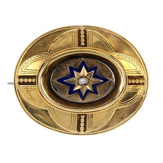 A late Victorian 18ct gold mourning brooch. Of oval outline, the blue enamel starburst with split pe