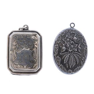 A selection of lockets. To include an oval-shape locket with embossed floral designs to front and ba