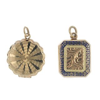 Two lockets. The first of circular scalloped edge design, with engine turned wave pattern to front,
