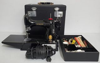 1957 Singer 221 Sewing Machine & Accessories