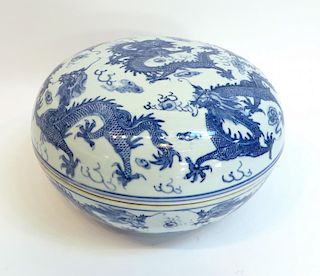 Guangxu Blue & White Lidded Dish
