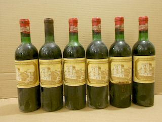Chateau Ducru Beaucaillou, St Julien 2eme Cru 1970, twelve bottles. Removed from a college cellar. T