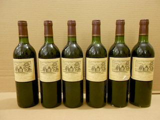 Chateau Cantemerle, Haut Medoc 5eme Cru 1983, twelve bottles. Removed from a college cellar <br>