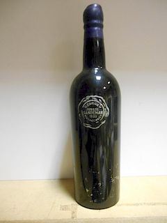 Sandeman Vintage Port 1935, one bottle (level base of neck) <br>