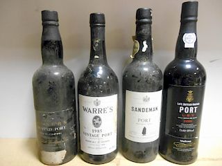 Sandeman Vintage Port 1960, bottled 1962 one bottle; Warre's Vintage Port 1985, one bottle; two othe