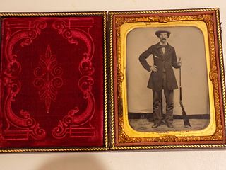 ANTIQUE AMBROTYPE OF MAN WITH RIFLE