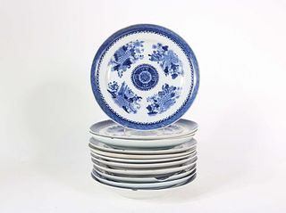 Twelve Chinese Blue Fitzhugh Dinner Plates