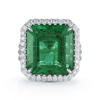 17.39ct Emerald And 2.39ct Diamond Ring