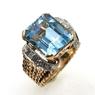 1960s Aquamarine Diamond 18k Cocktail Ring