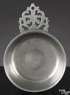Springfield, Vermont pewter porringer, ca. 1805, bearing the touch of Richard Lee, 3 3/4'' dia.